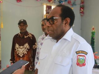 Bupati Keerom Salurkan Bantuan Dana Hibah Untuk Pembangunan Gereja GIDI