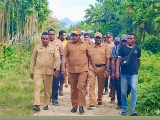 Lagi, Bupati Gusbager Lakukan Pembayaran Lahan Milik Masyarakat Adat Keerom